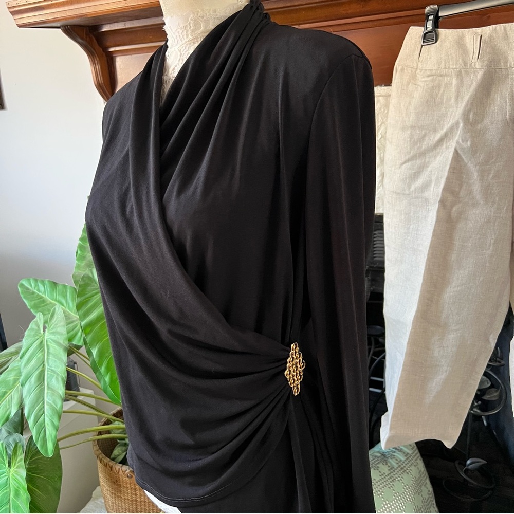 Sunny Leigh Black Wrap Top with Gold Accent NWOT Women’s Size M